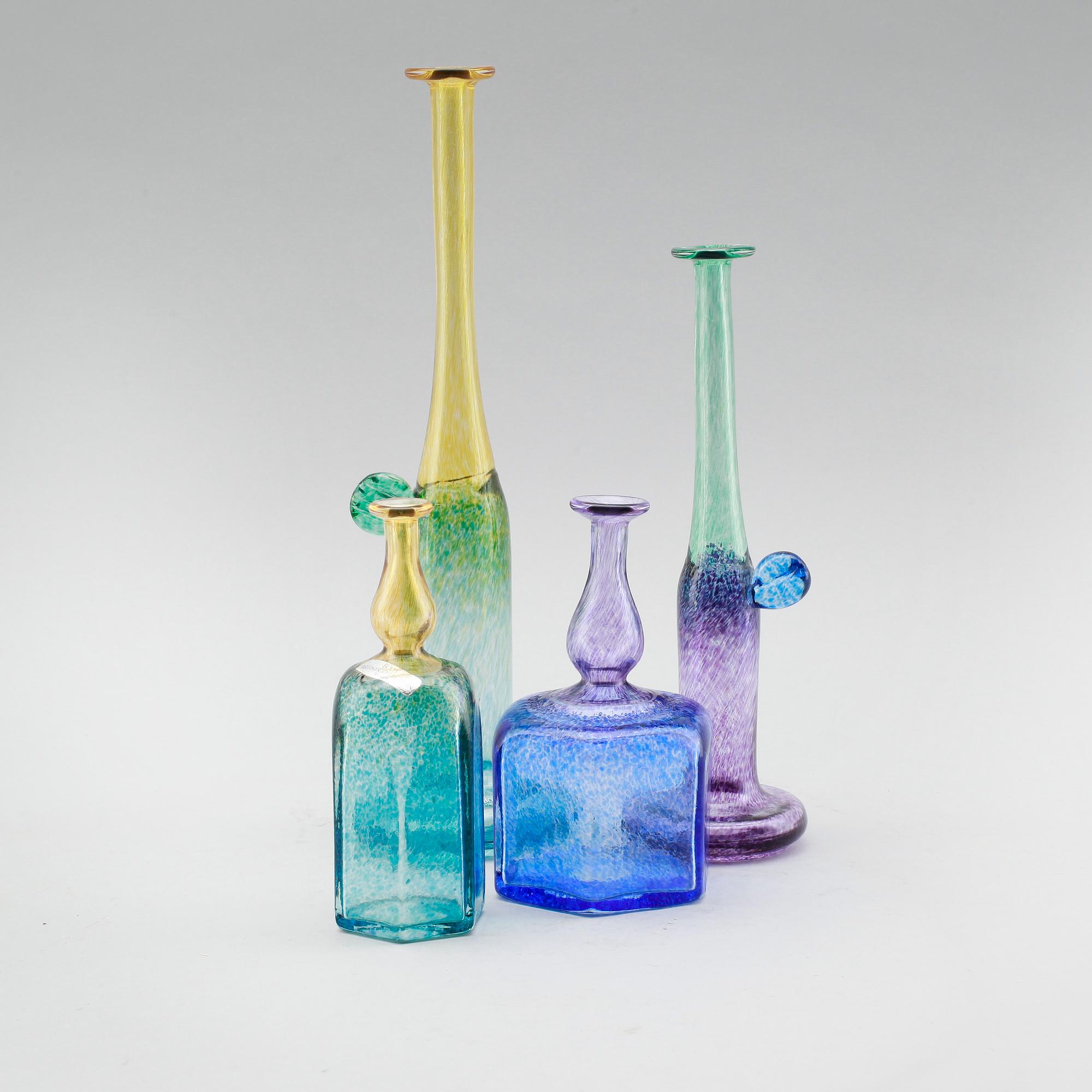 FLASKOR, 4 st, glas, Bertil Vallien, Kosta.