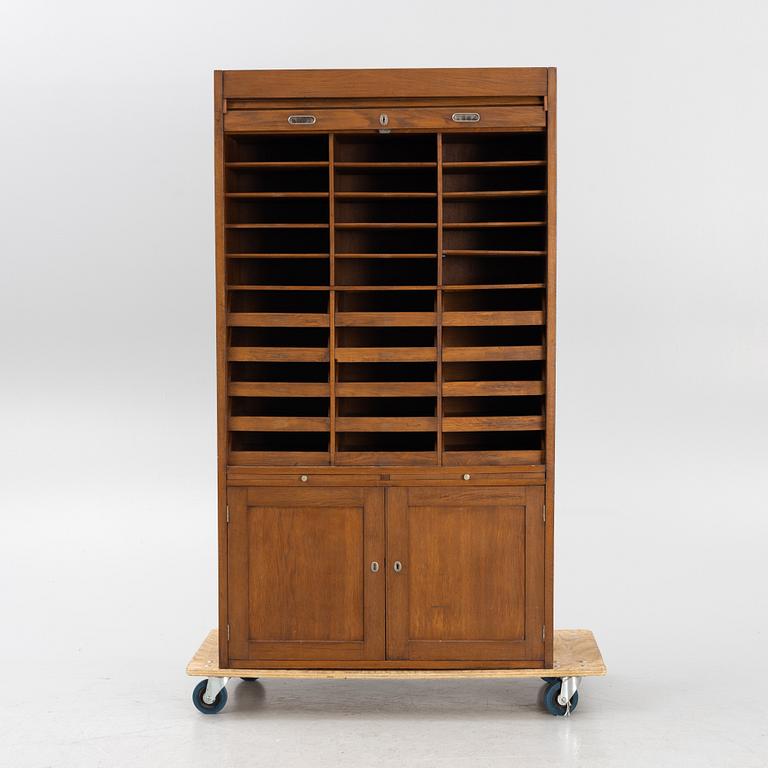 An archive cabinet, fmid/irst half of the 20th century.