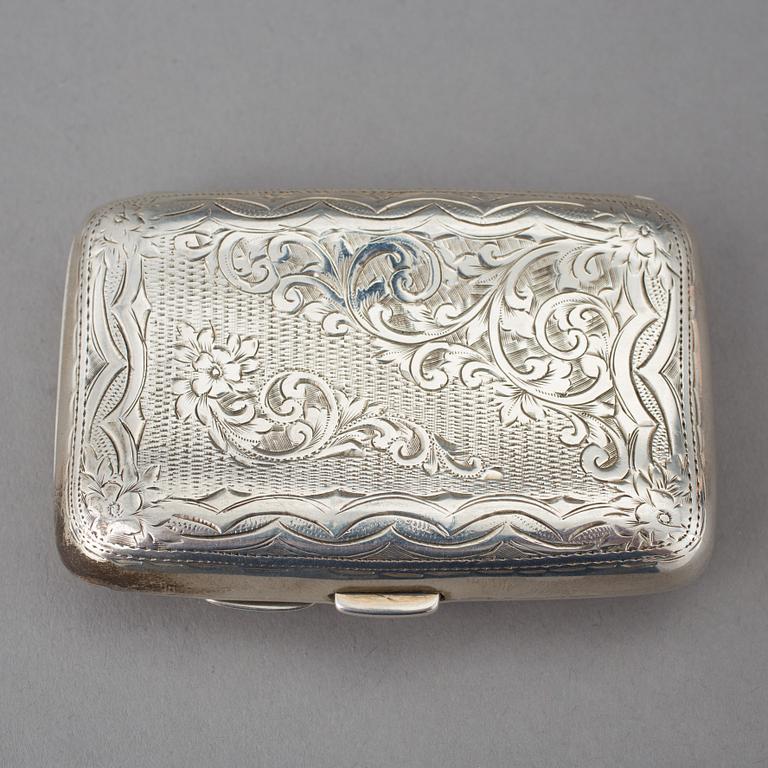 PARTI SILVER, 21 delar, mestadels Sverige, 17-1900-tal. Vikt ca 580 g.
