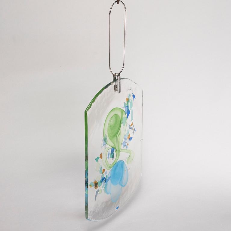 GLASSKULPTUR, signerad Kerttu Nurminen, Nuutajärvi Notsjö, daterad 1991 och numrerad 24/150.