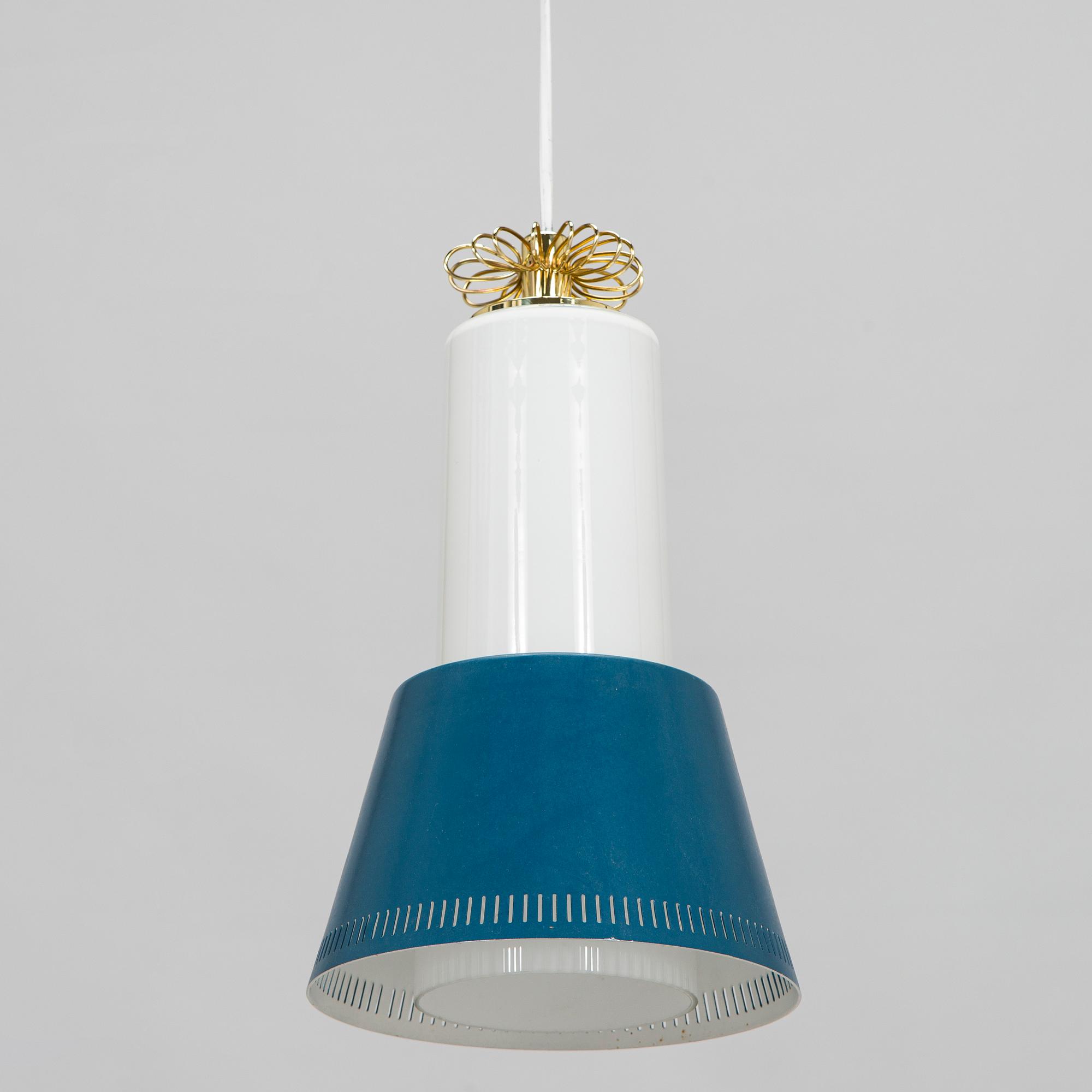 Paavo Tynell, kattovalaisin, malli K2-15 Idman 1900-luvun puoliväli.