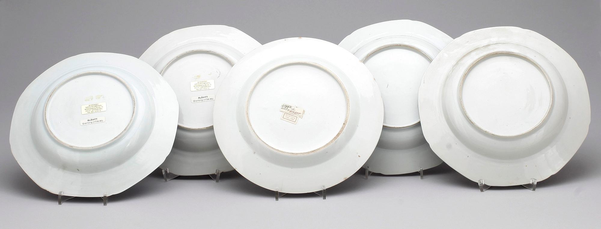 TALLRIKAR, 2+2+1, porslin, Kina, Qianlong resp Jiaqing, 1700/1800-tal.