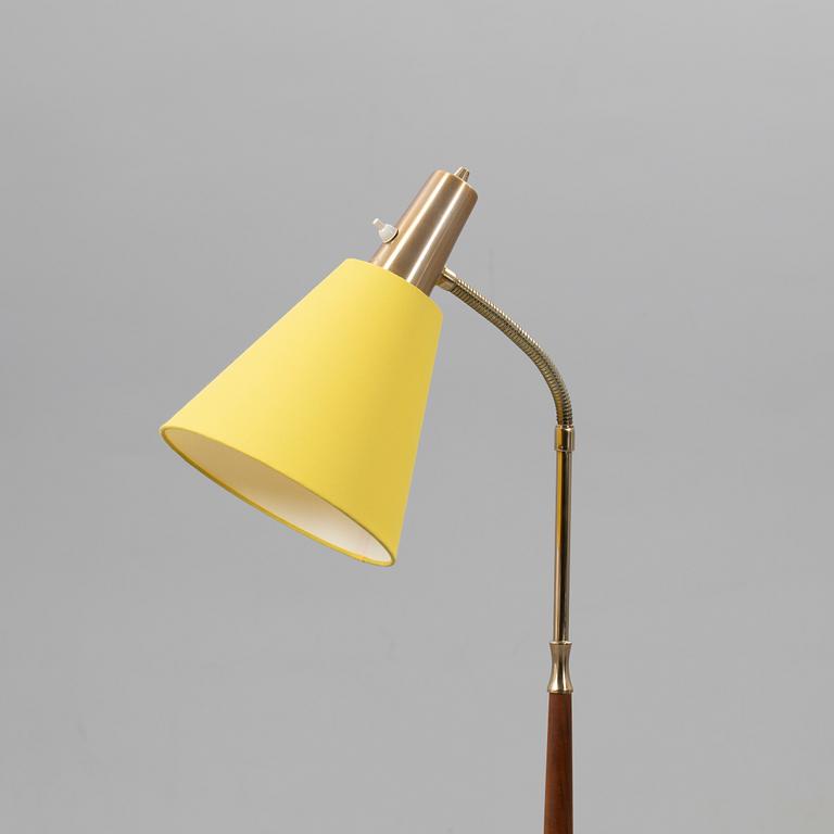 Golvlampa, modell 143, AB Armaturhantverk, Göteborg, 1900-talets mitt.