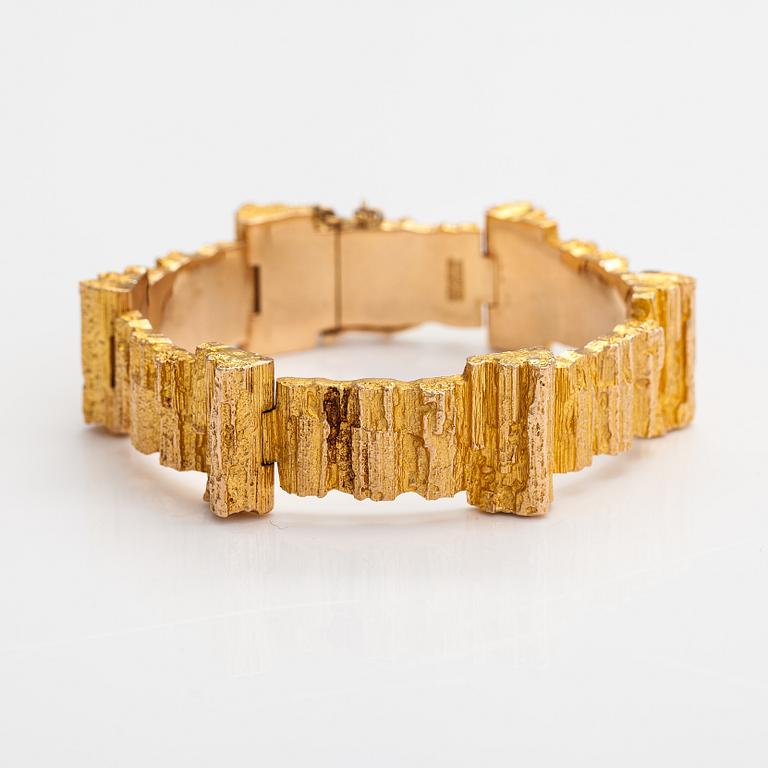 Björn Weckström, A 14K gold bracelet "Mystica". Lapponia 1981.