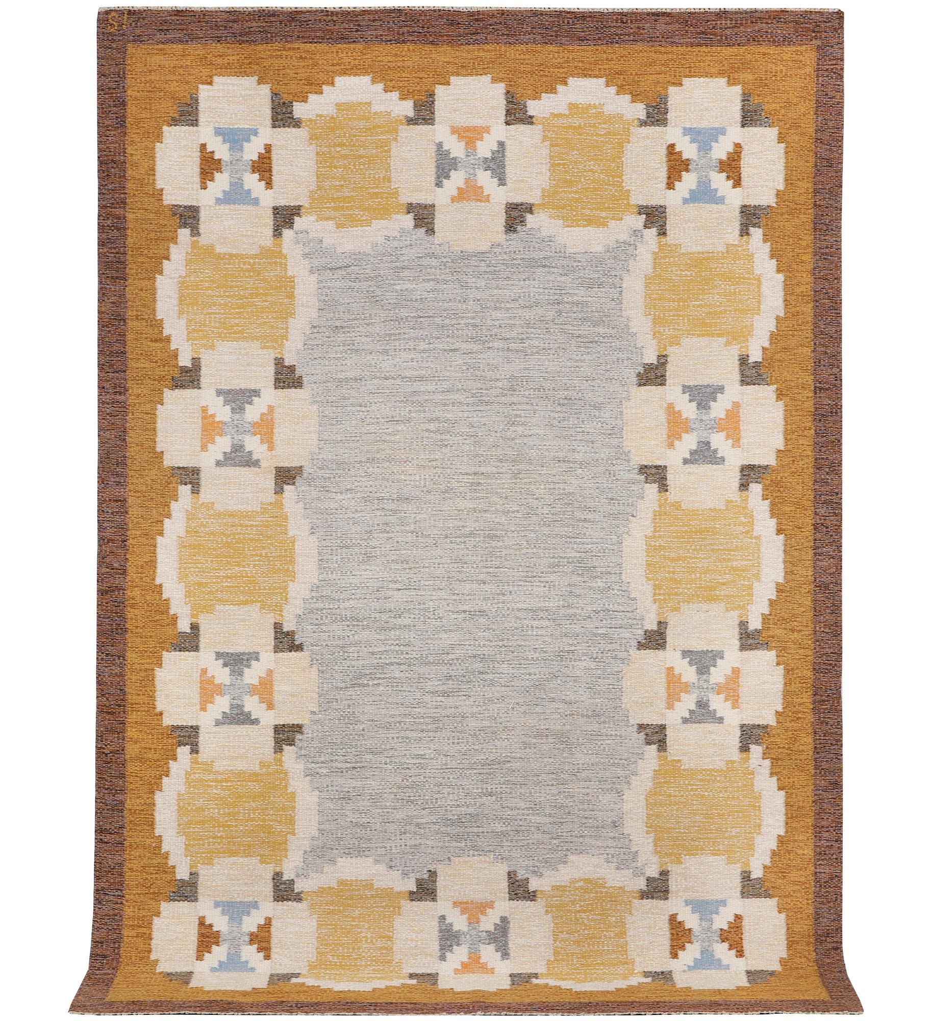 Ingegerd Silow, a flat weave carpet, signed IS, a. 286 x 197 cm.