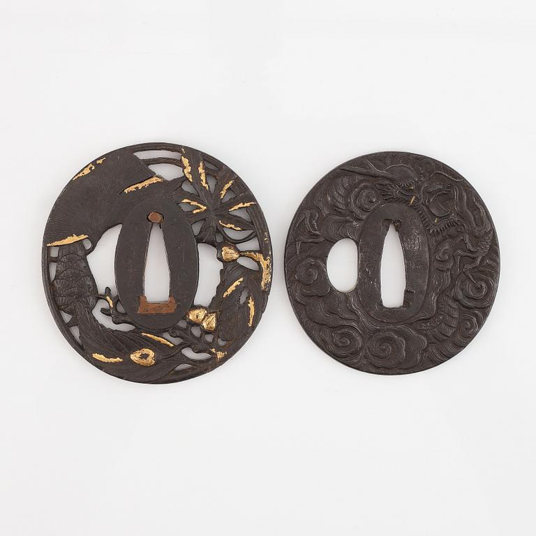 Tsuba, två stycken, Japan, Edo, signerade.