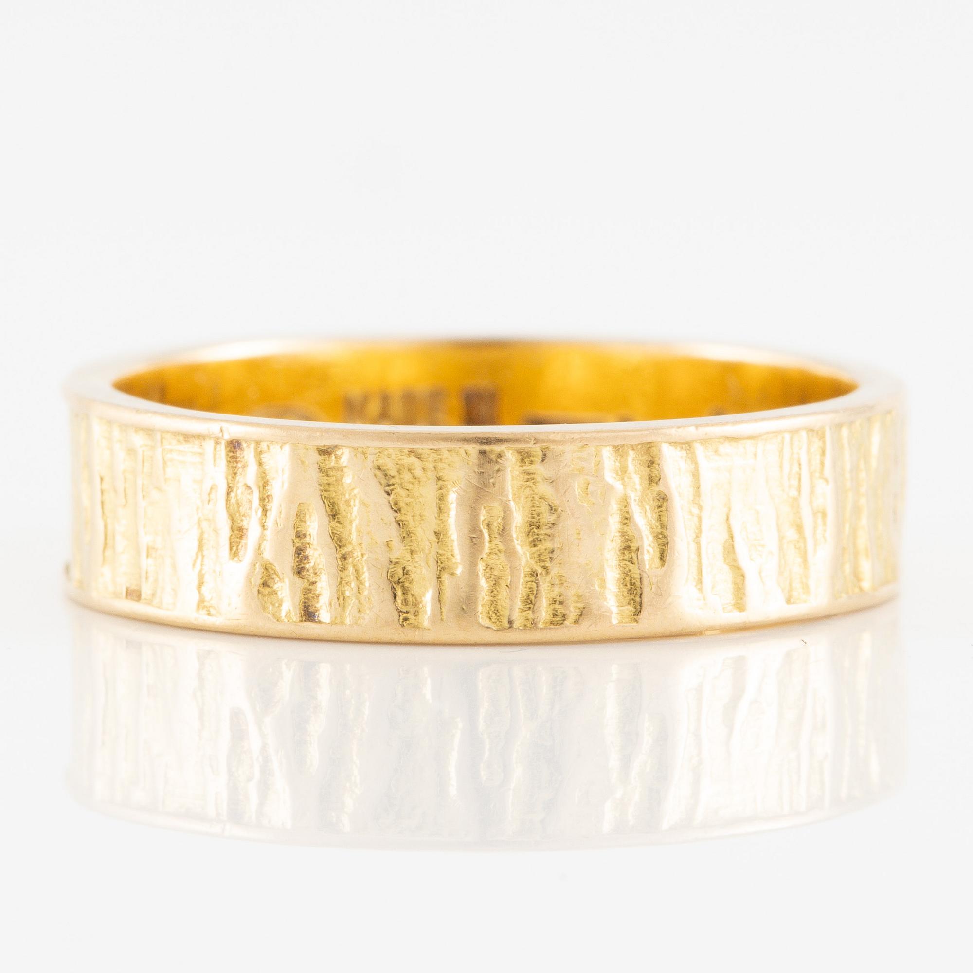 Björn Weckström, ring, 18K gold.