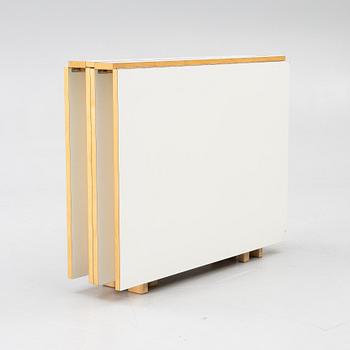 Bruno Mathsson, a 'Maria Flap' gate leg table, Mathsson International, 2011.