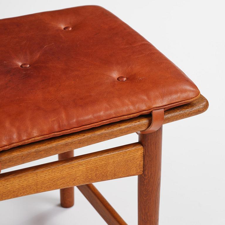 Børge Mogensen, a rare oak bench, cabinetmaker Erhard Rasmussen, Denmark, 1950s.