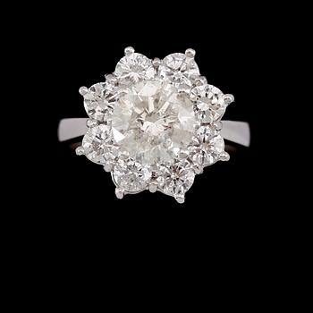 RING, 18 k vitguld, briljantslipade diamanter tot 3.59 ct.