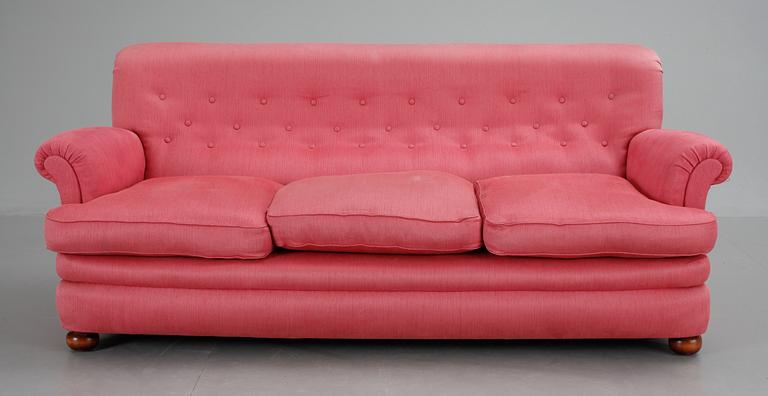 A Josef Frank sofa, model 968.
