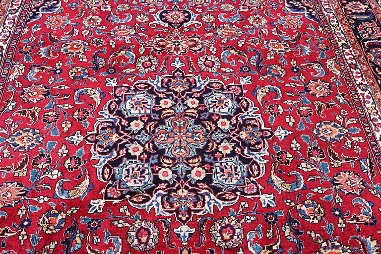 A Najafabad carpet, c. 332 x 240 cm.