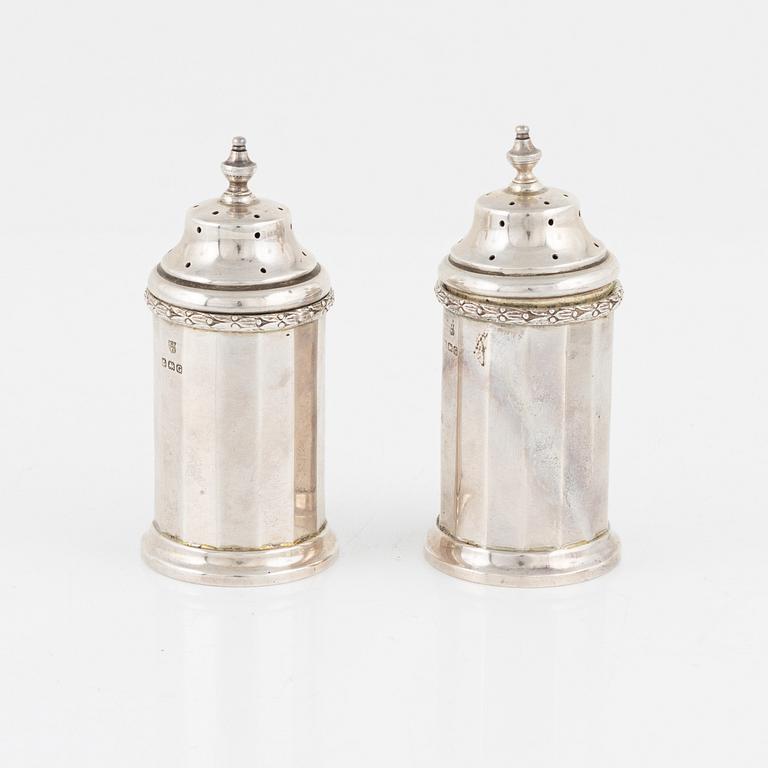 William Neale & Son Ltd, kryddset, 7 delar, silver, Birmingham, England, 1931.