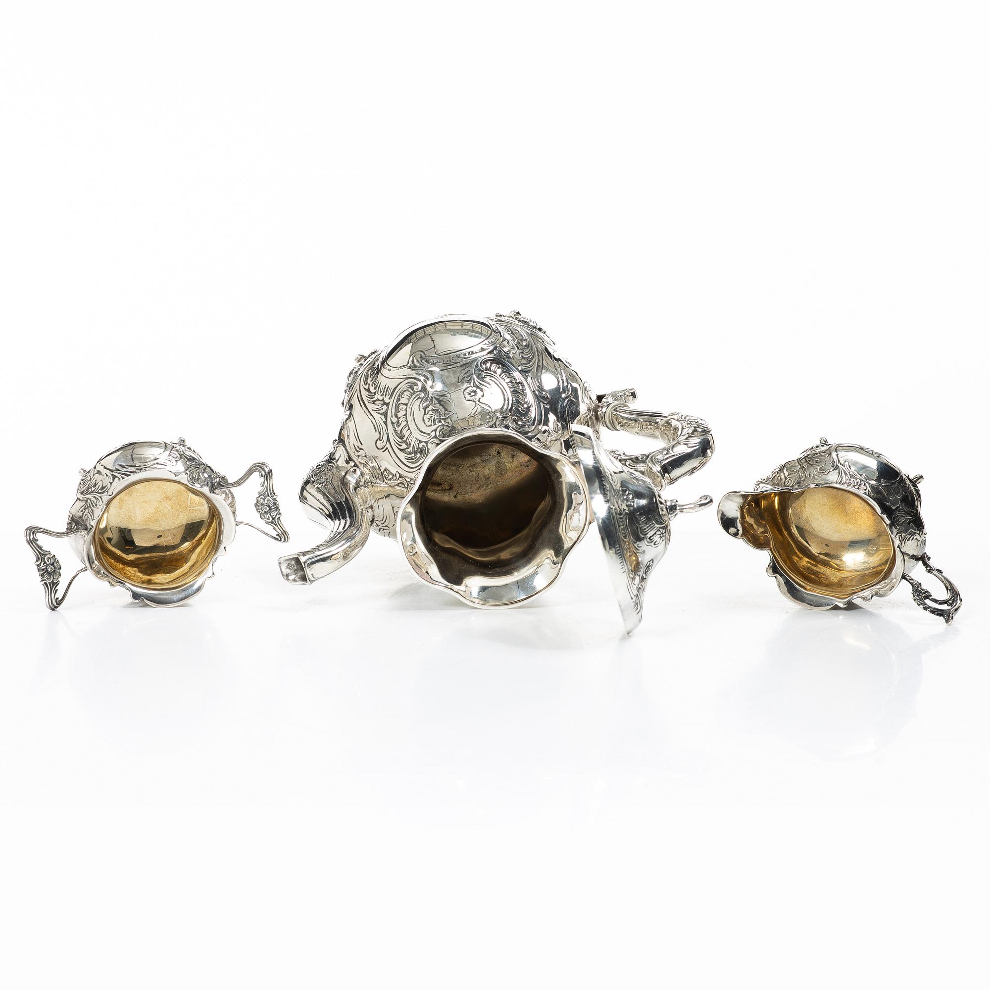 Coffee service, 3 pieces, silver, Rococo style, Gewe Silvervarufabriken Ab, Malmö 1976–78.
