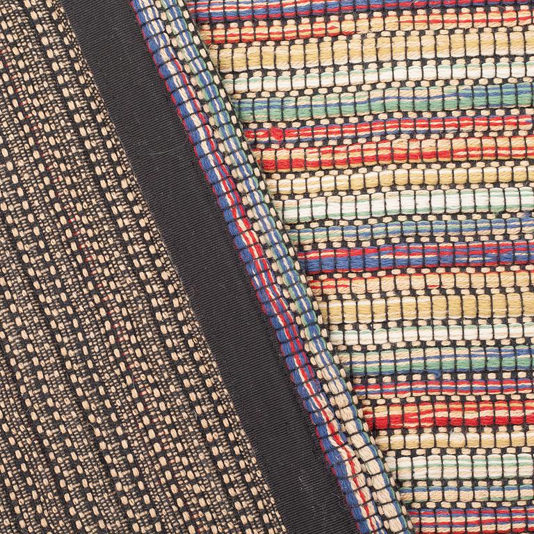 MATTO, flat weave, ca 228 x 163 cm, Design: Missoni.