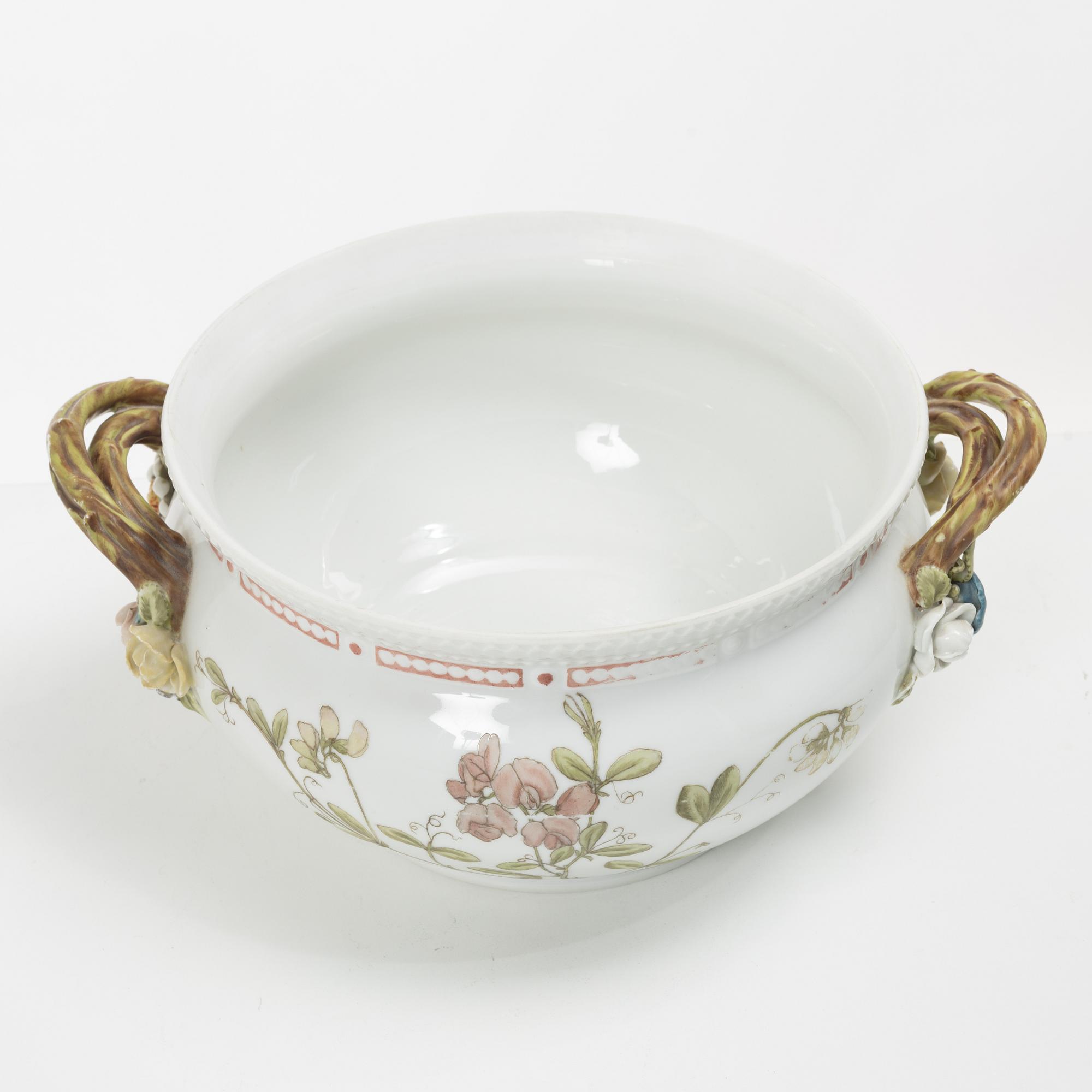 Royal Copenhagen, terrin, "Flora Danica", Danmark, 1967-83.