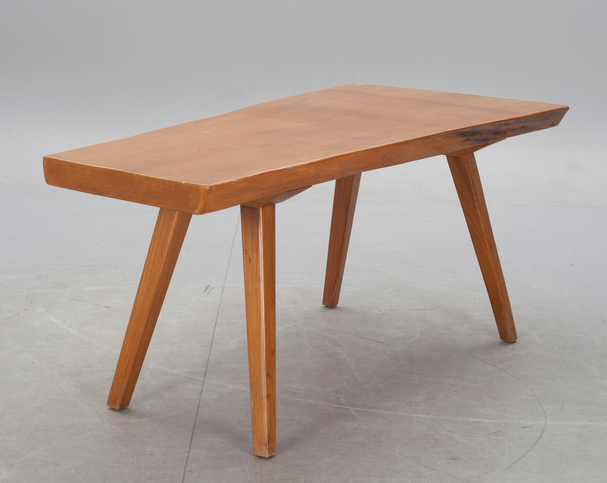 BORD, signerad GI (Gösta Israelsson), 1900-talets andra  hälft.