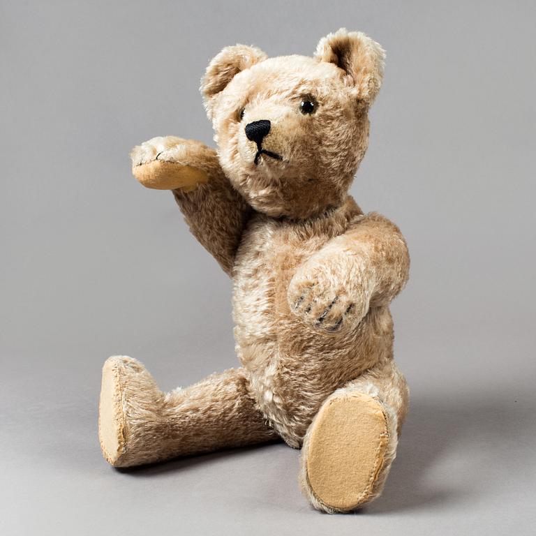 A Schuco Tricky teddybear, Germany, 1940/50s.