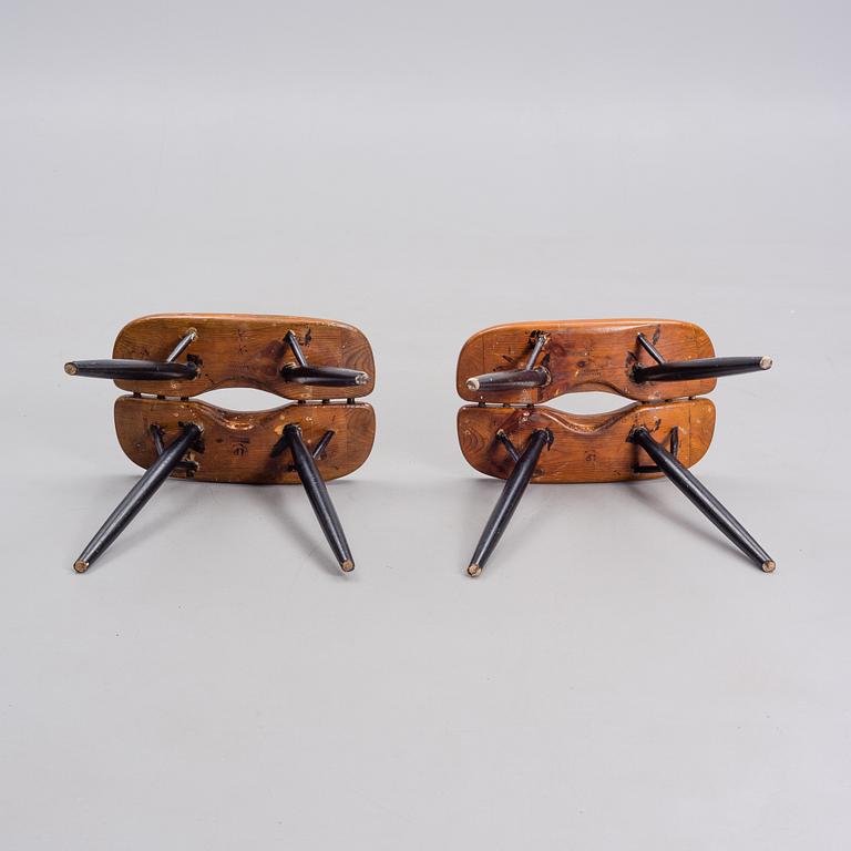 ILMARI TAPIOVAARA, A PAIR OF TOOLS. Pirkka. Laukaan Puu.