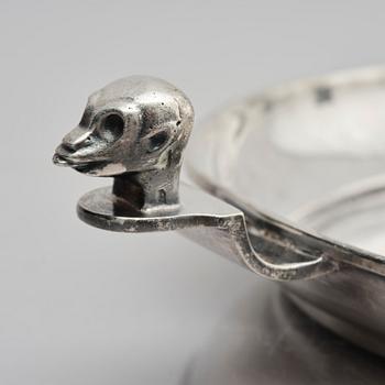 Nils Fougstedt, a vase and bowl, Fabriksaktiebolaget Kronsilver, 1930s.