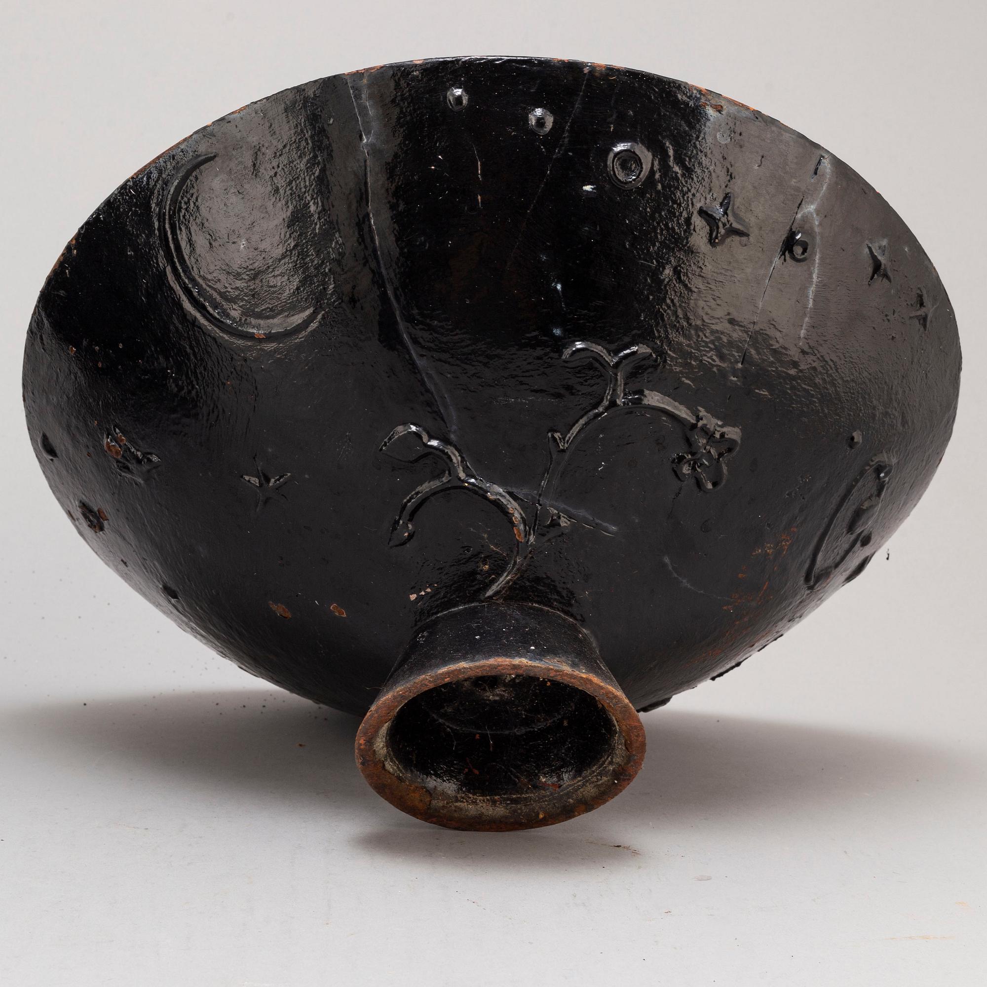 OLOF HULT, trädgårdsurnor, ett par, "Mikrokosmos", Näfveqvarns Bruk.