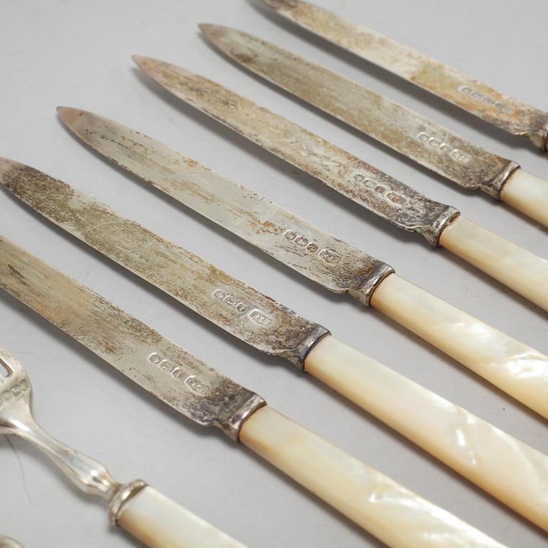 Twelve 20th century fruit flatware, Sheffield, England.