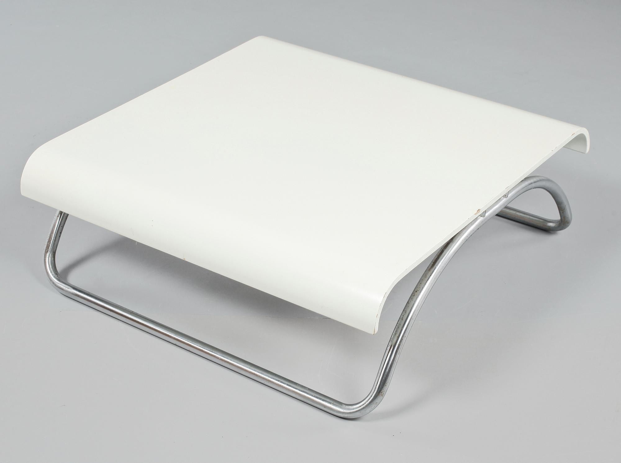 SOFFBORD, ritat för "Aurora"-serien, Jørn Utzon, Fritz Hansen, omkring 1970.