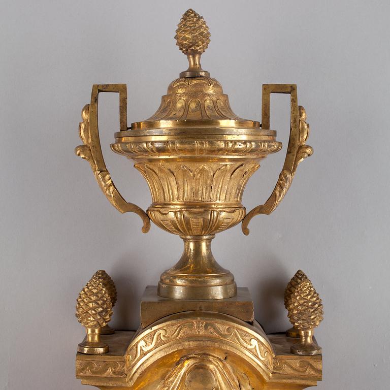 VÄGGPENDYL, av André Hessén. Frankrike, 1770/80-tal. Louis XVI.