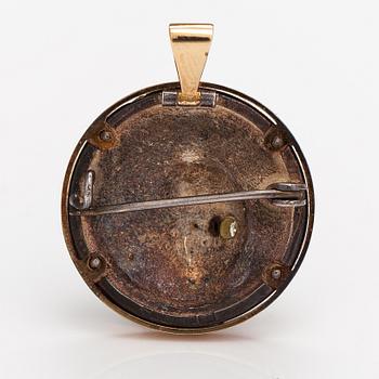 Hänge/brosch, sterlingsilver, guld och diamant ca 0.03 ct. NOR-koru, Raumo 1982.