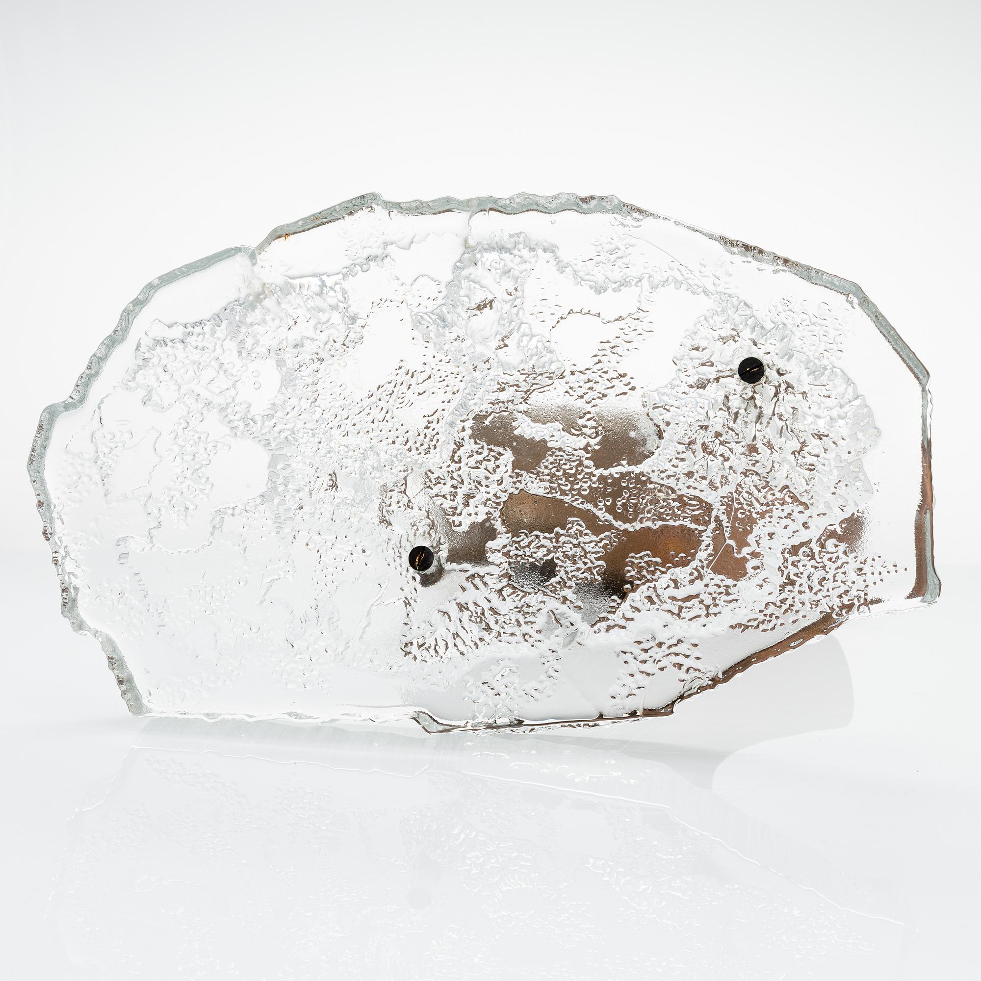 Tapio Wirkkala, a sculpture, marked 'Tapio Wirkkala Finland 4/20'. Kultakeskus, 1975.