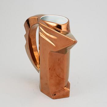 A porcelain jug/vase 'Jarrita Florero' by Javier Mariscal, 1980's.