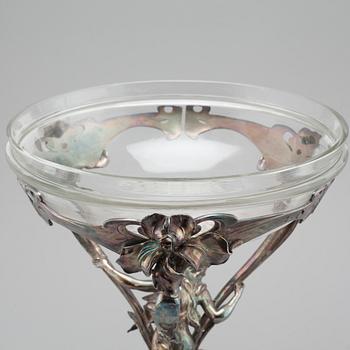 A jugend glass bowl on stand in EPNS, beginning of the 20th century.