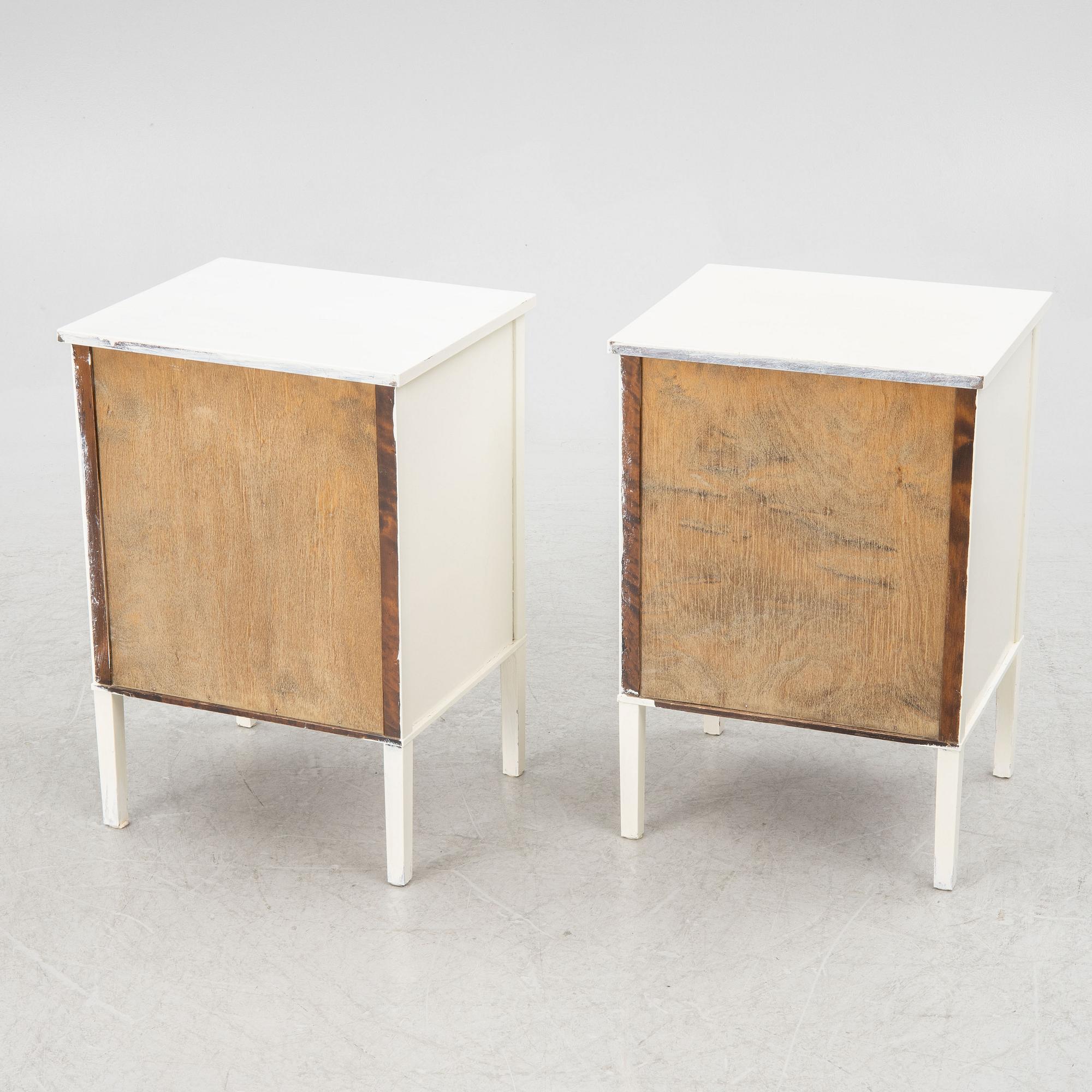 A pair of bedside tables, 1930's/40's.