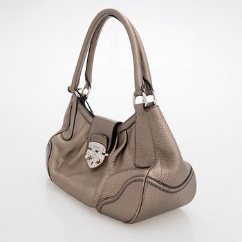 Prada, laukku.