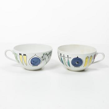 Marianne Westman, Dinner service, 73 pieces, flintware, “Picknick” and “Pomona”, Rörstrand, 1950s–60s.