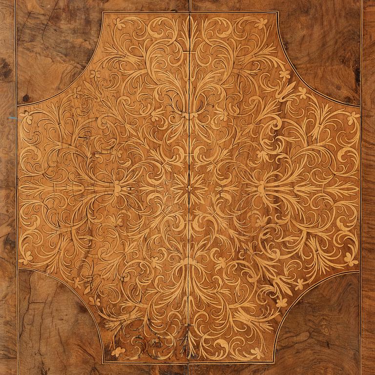 A English William and Mary (Baroque) secretaire.