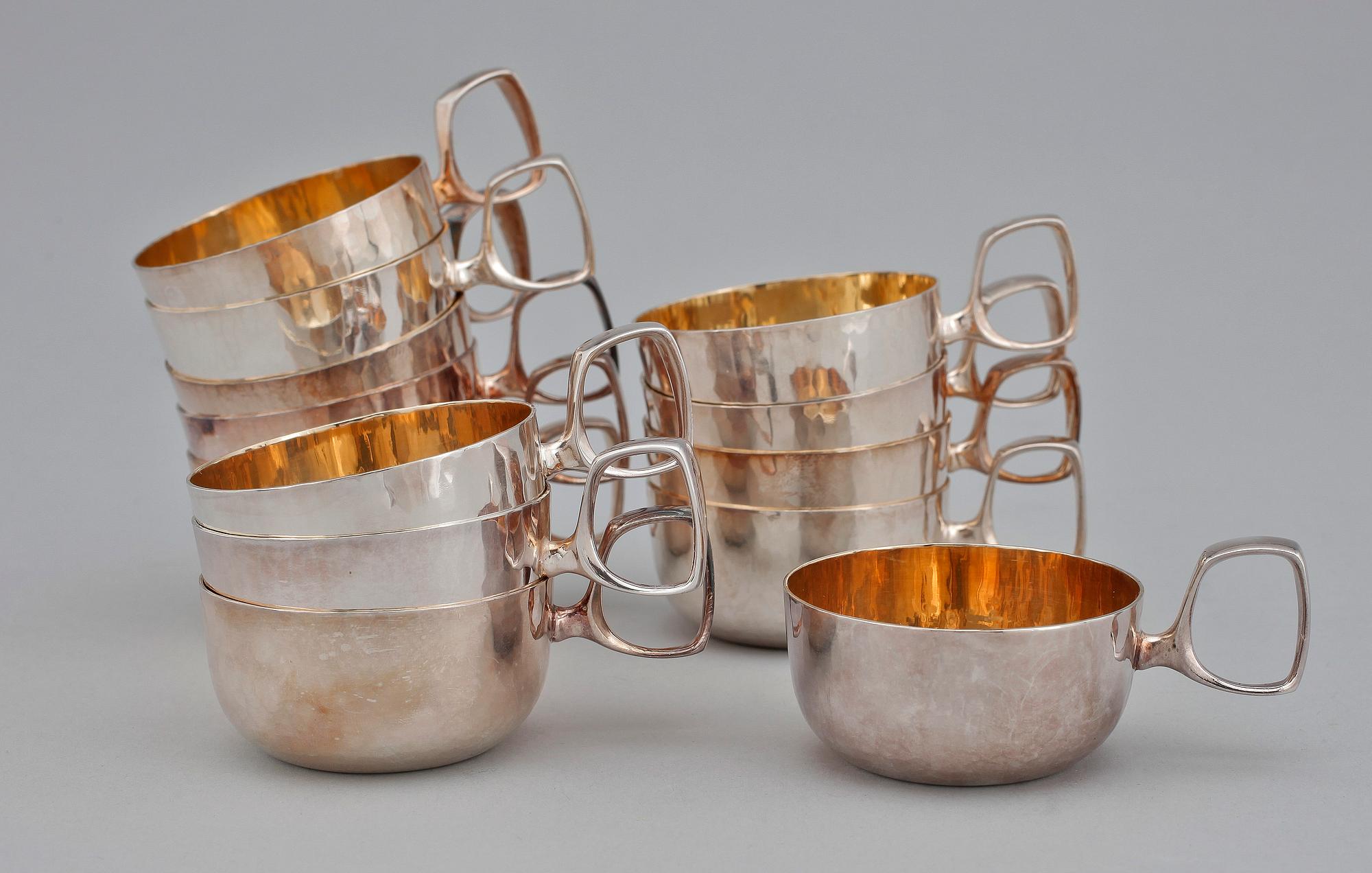 PUNSCHKOPPAR, 14 st, silver, Erik Löfman, MGAB, Uppsala, 1974 och 1976. Total vikt ca 600 gram.