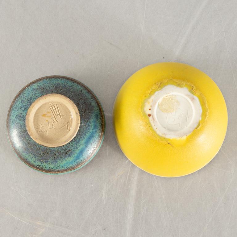 Stig Lindberg, a set of four miniature stoneware vases and two bowls, Gustavsberg Studio.