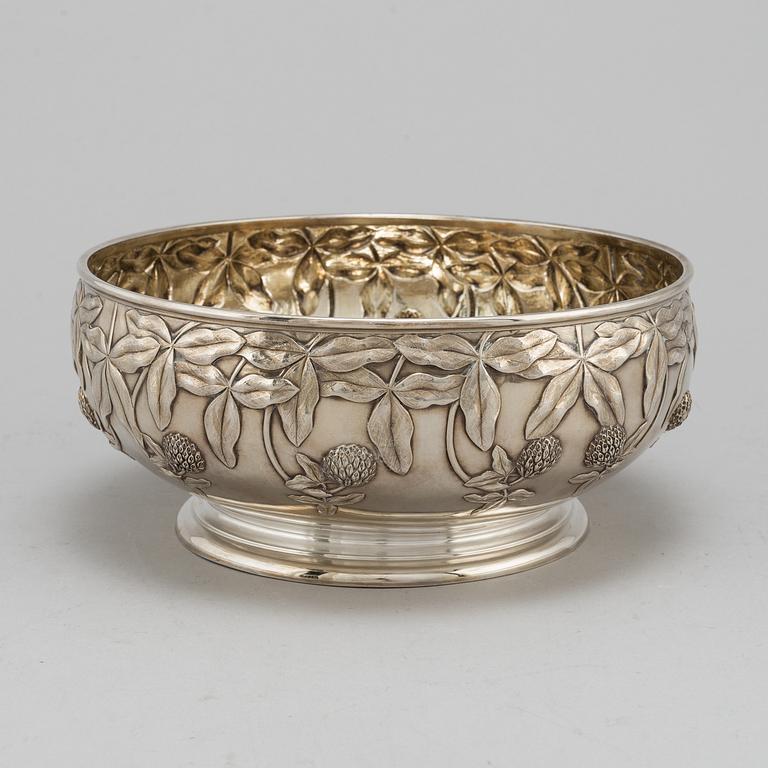 A MICHELSEN, a sterling silver bowl, Denmark,  Copenhagen, 1913, 738 gram.'.