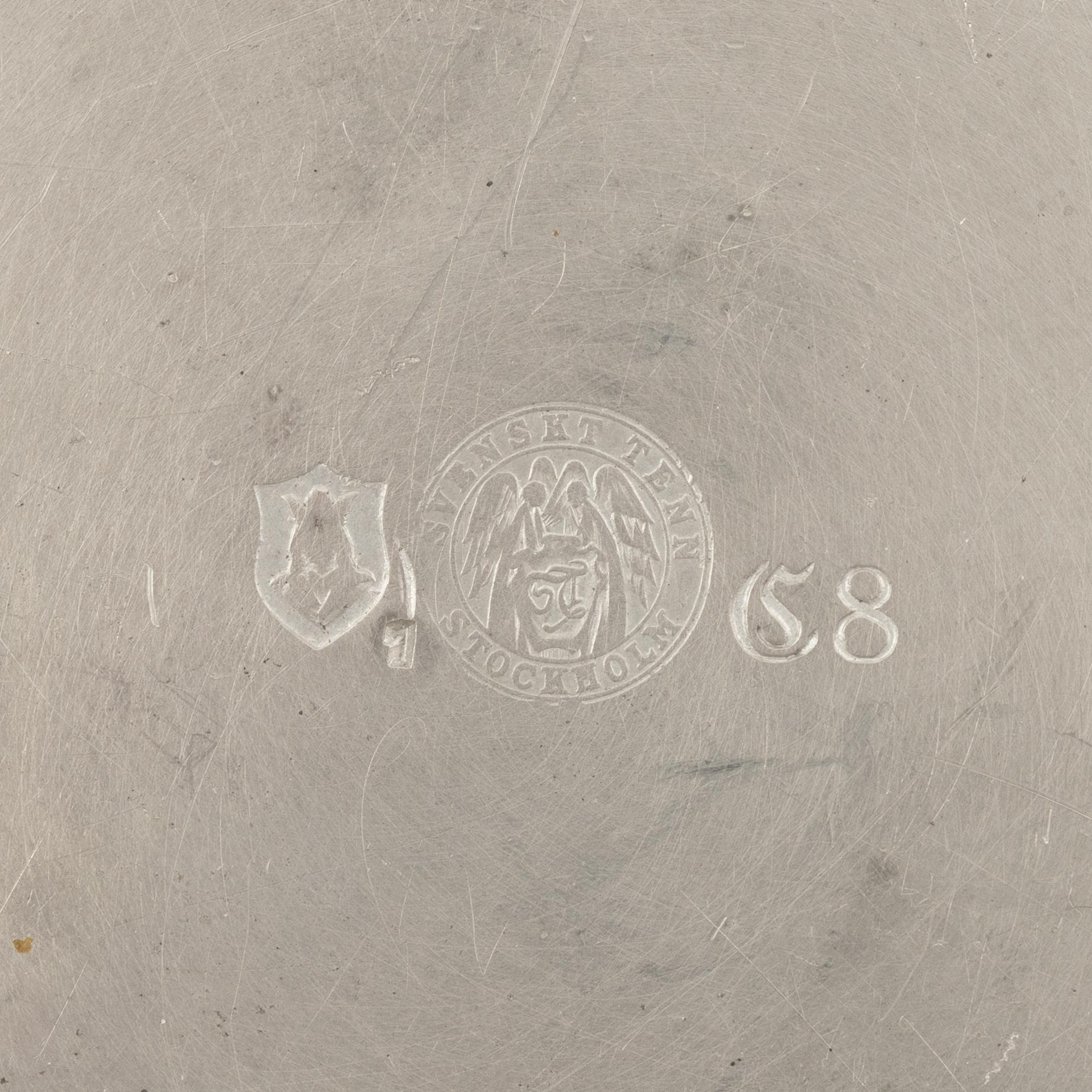 A pewter dish, Firma Svenskt Tenn, Stockholm 1933.
