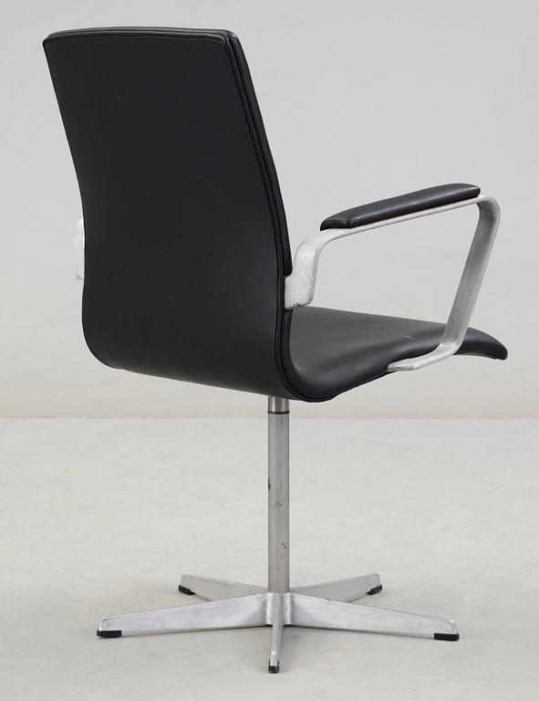 SNURRSTOL, "Oxford", Arne Jacobsen, Fritz Hansen.