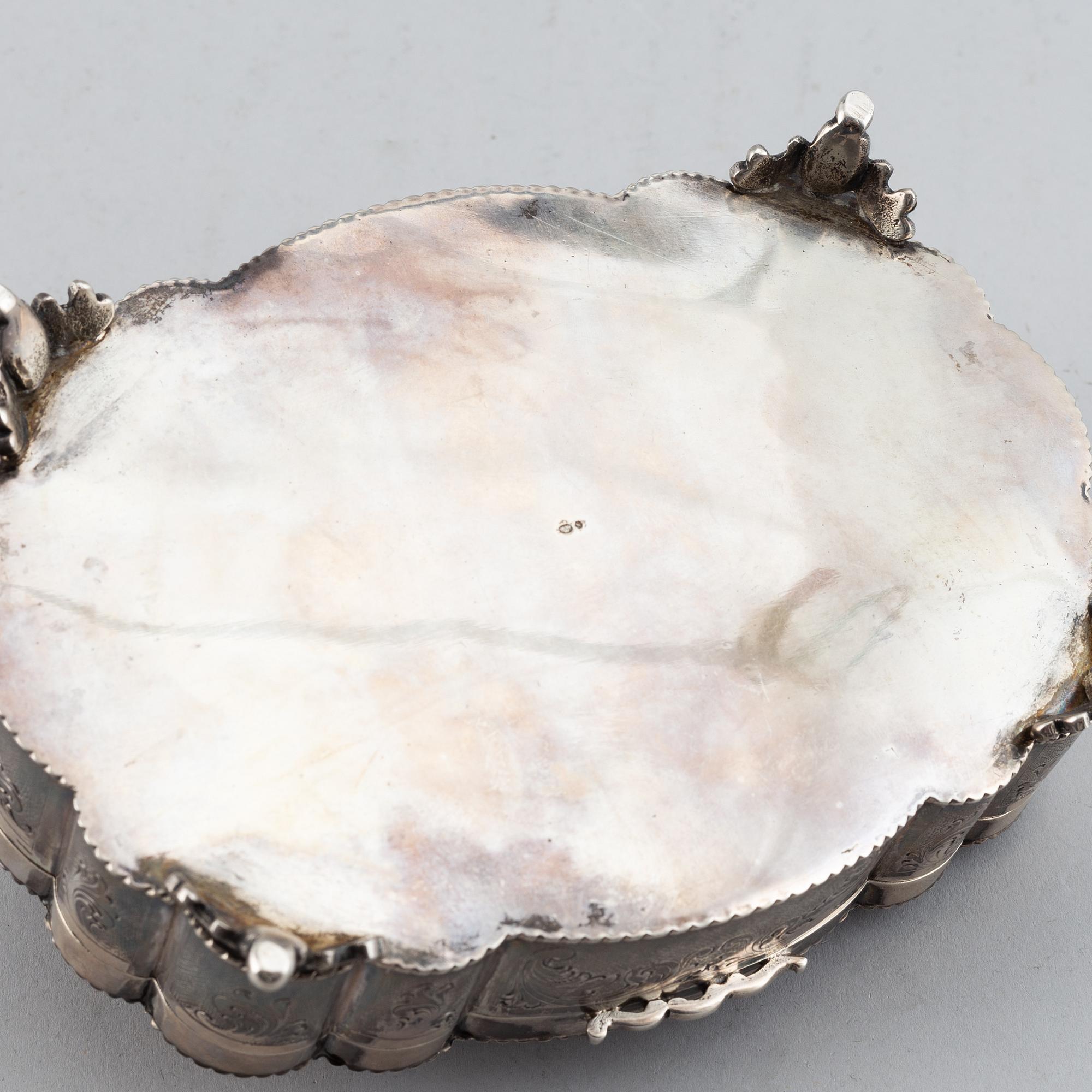 A silver box, Italy 1930-40s and with swedish import mark.