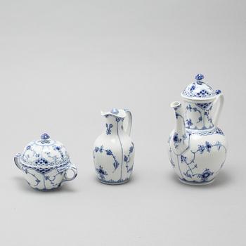 64 pieces of porcelain tableware from Royal Copenhagen, model "Musselmalet", 20th century.