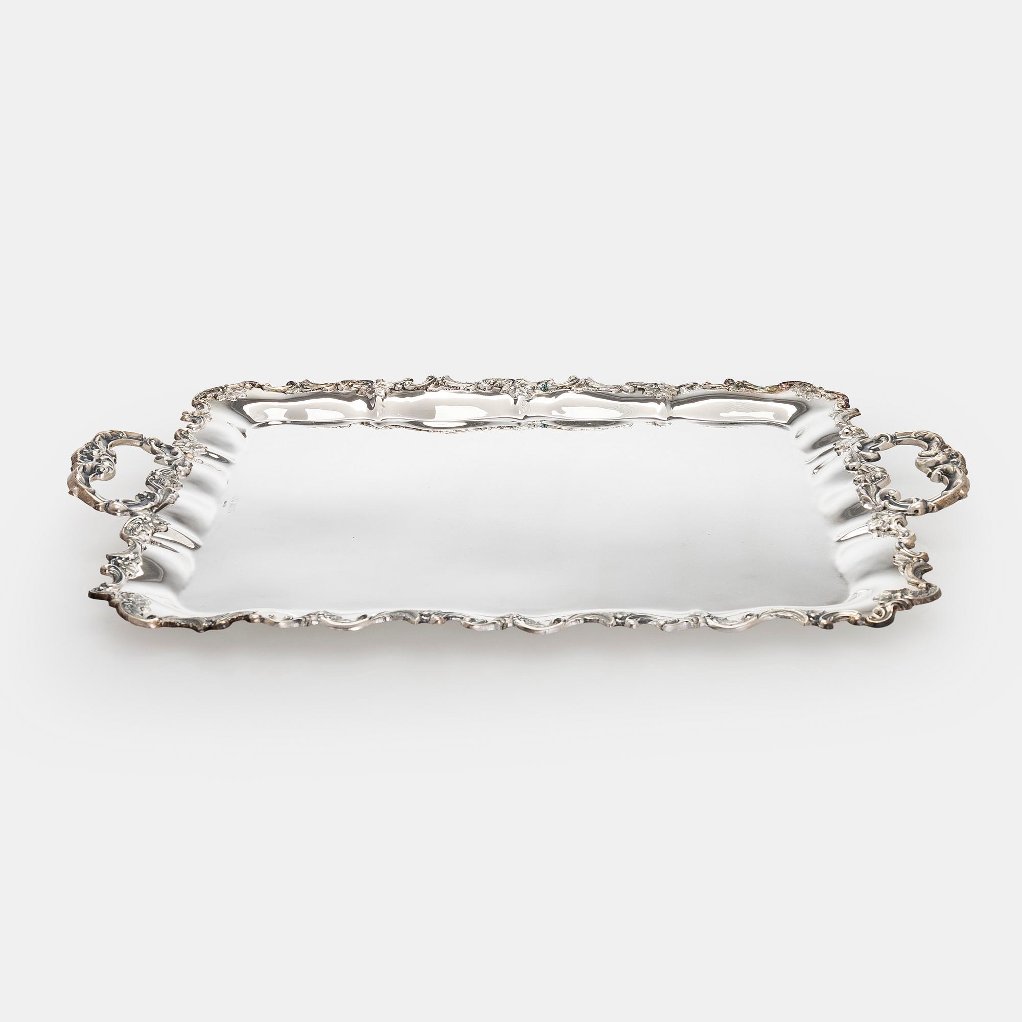 Tarjotin, hopeaa, Kultakeskus, Hämeenlinna 2008.