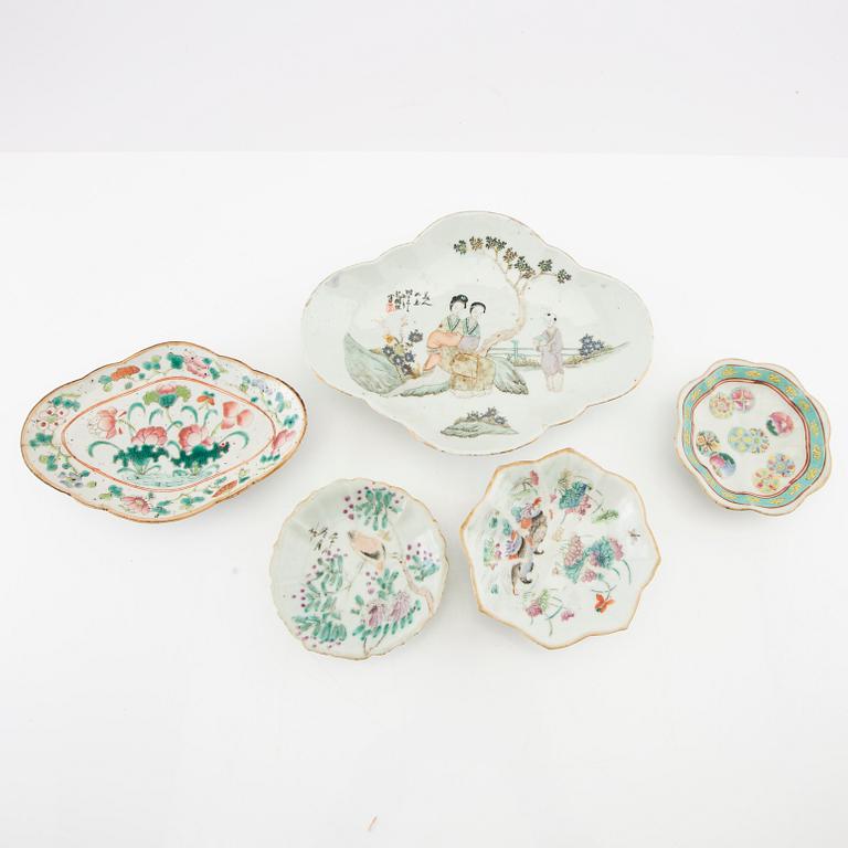 Parti 5 delar porslin Kina, sen Qingdynasti/1900-tal.