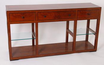 SIDEBOARD, 1900-tal.