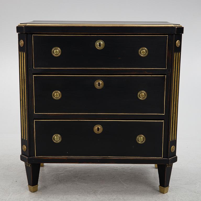 A Gustavian style chest of drawers, early 20th Century.