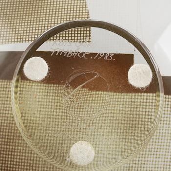 Klas-Göran Tinbäck, a glass dish, 'Den okände makthavaren' (Andropov), executed in his own studio, 1983.