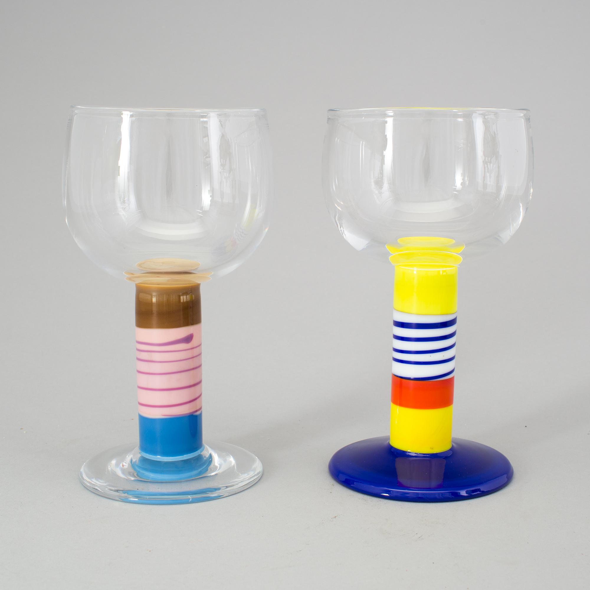 GUNNAR CYRÉN, two "Popglas" Orrefors 1967.