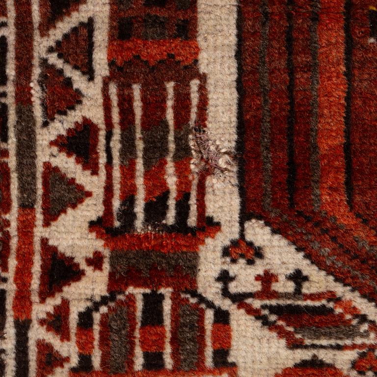 An antique Bechir rug, approx. 215 x 148 cm.